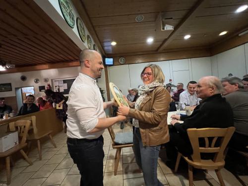 Foto-24.03.23-22-32-30